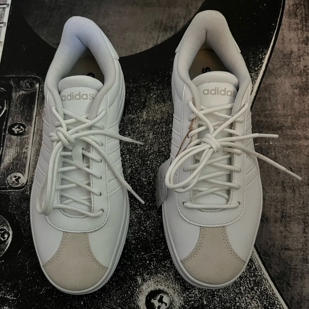 NWT Adidas Sneakers